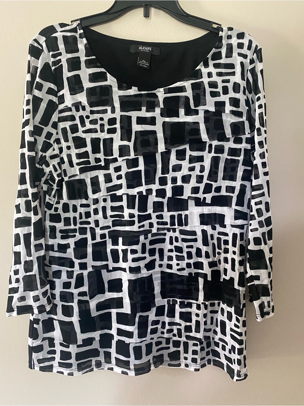 Alfani Black & White Abstract Grid Knit Top